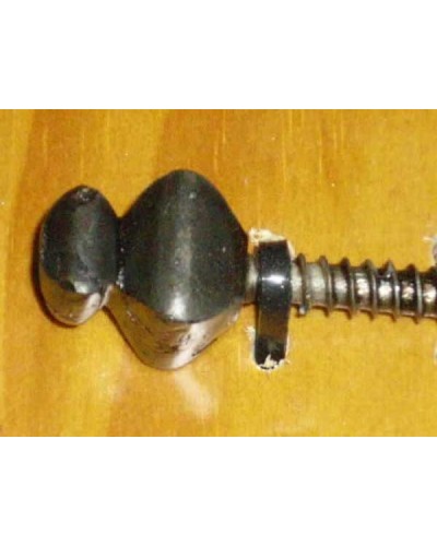 Tornillo de hierro forjado ref.MAY914