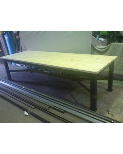 mesa de grandes dimensiones en forja ref.MAY2330