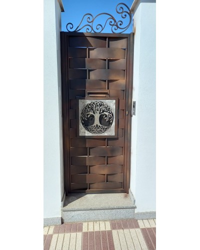 Puerta de acero forjado ref. 300076 - 1