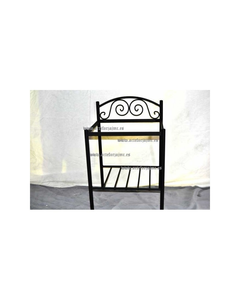 Mesita de noche de forja ref.16017